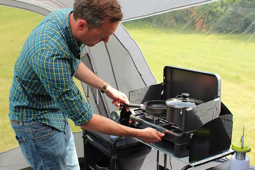 Outdoor Revolution’s Twin Burner Gas Stove And Grill