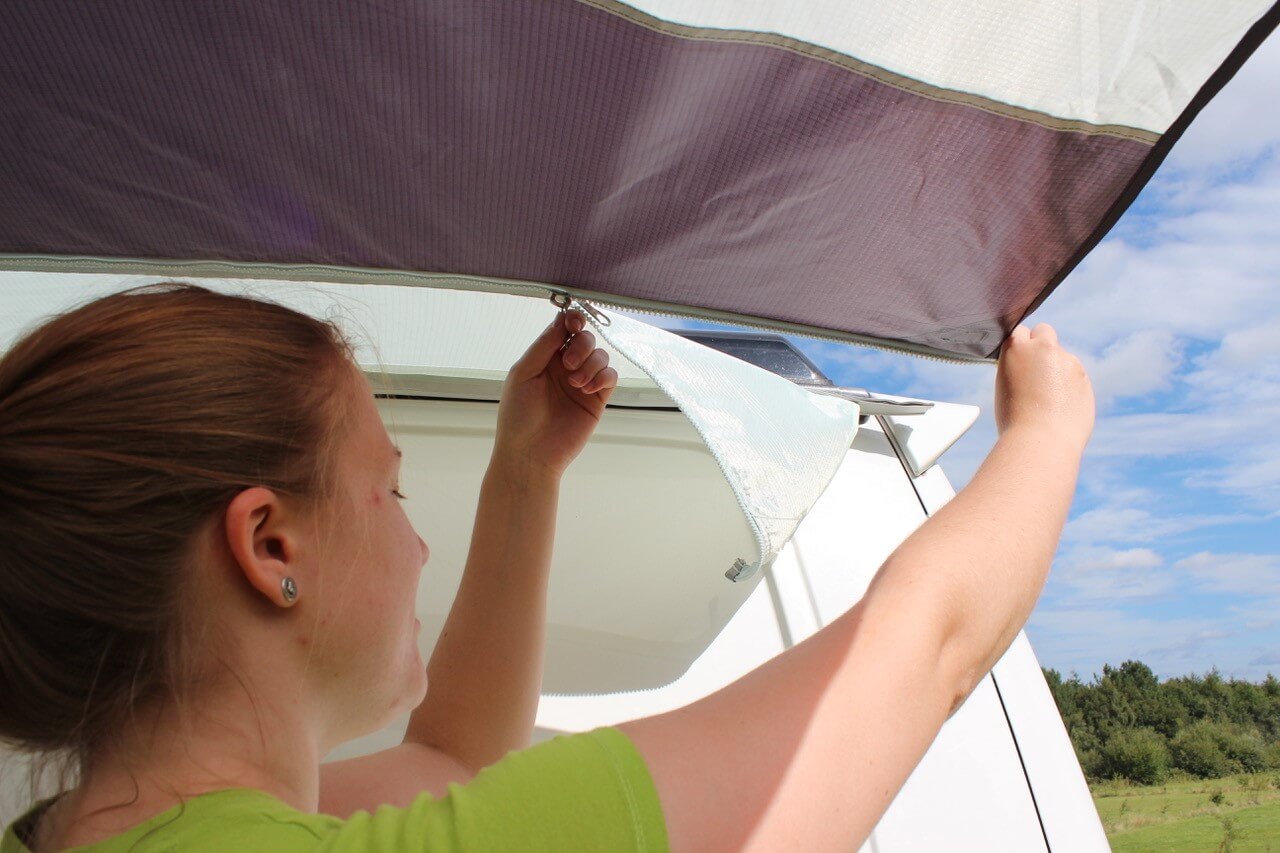 Outdoor Revolution Movelite Canopy - Retro Connector
