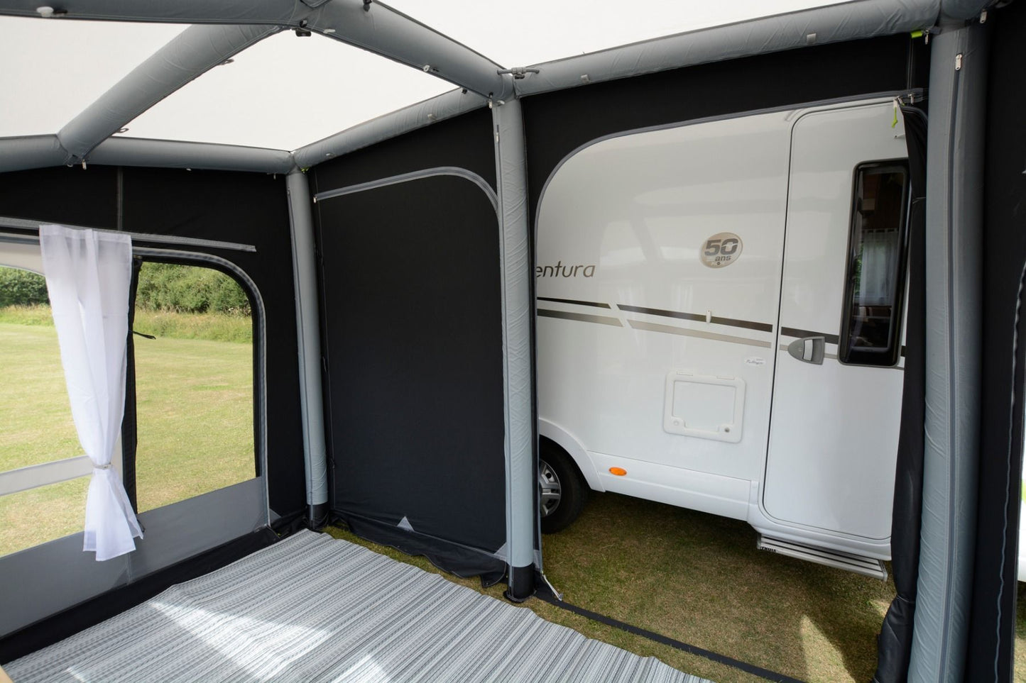  Dometic Rally Air Pro 330 DA Drive Away Awning